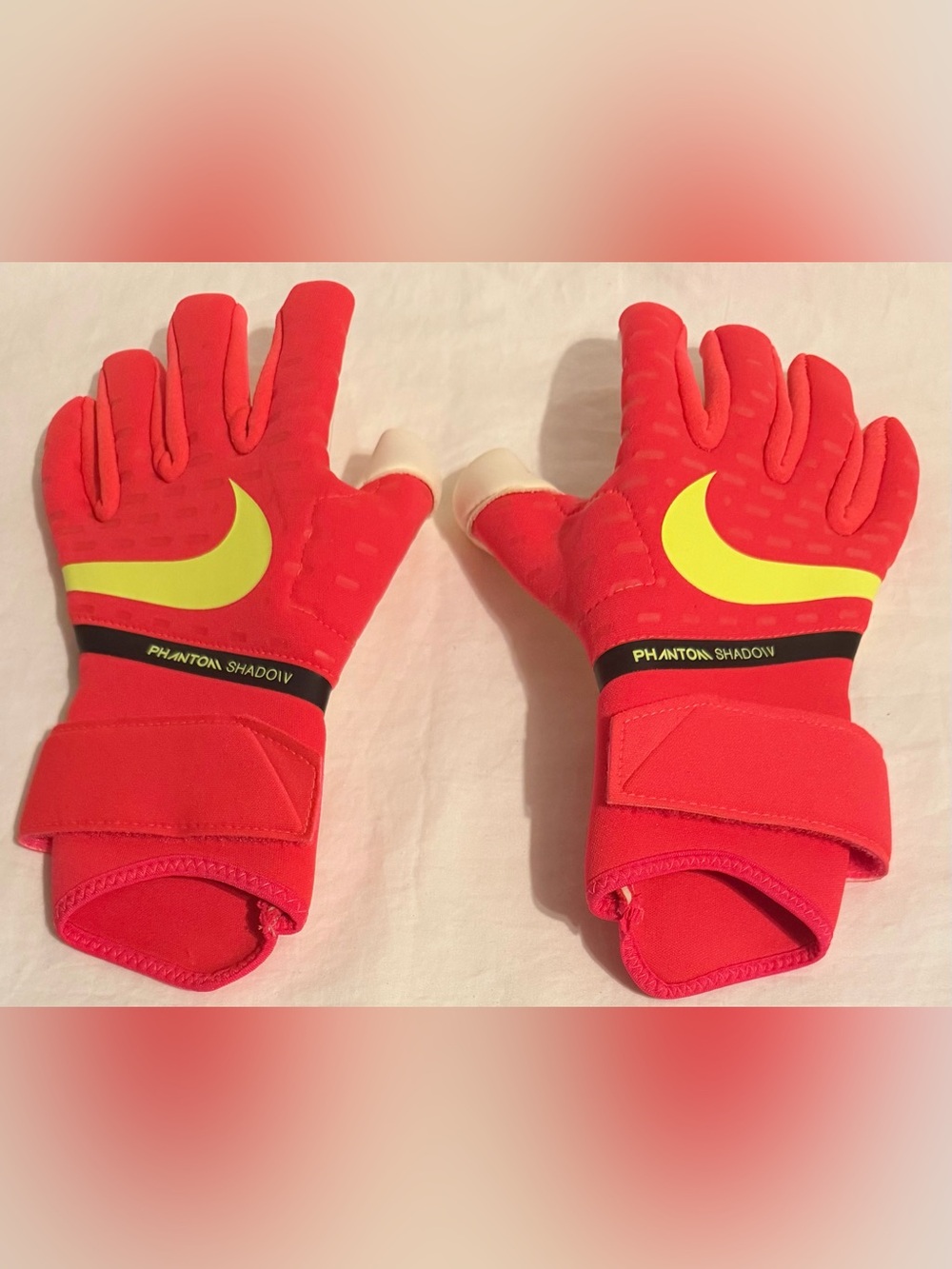 Nike Goalkeeper Soccer Gloves Phantom Shadow CN6758-635 Adult Sz: 7